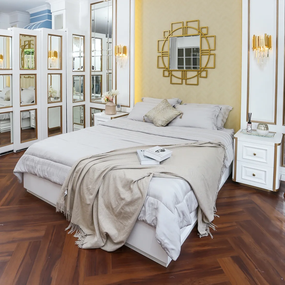 Stripes Light Grey - Premium Bedding Set (TENCEL™ Lyocell)