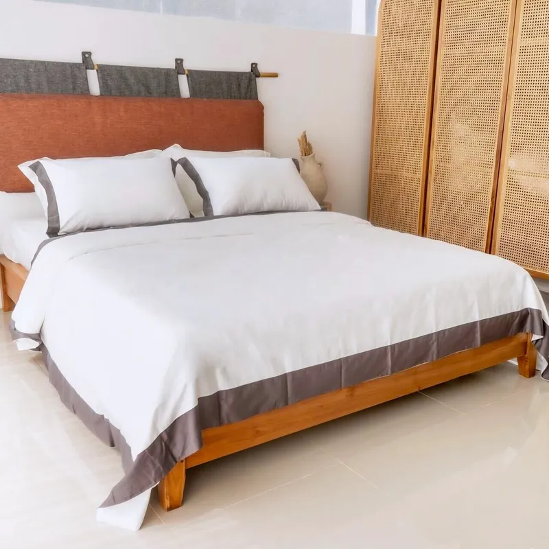 White & Dark Grey - Velvet Frame Premium Cotton Bedding Set (1-Line)