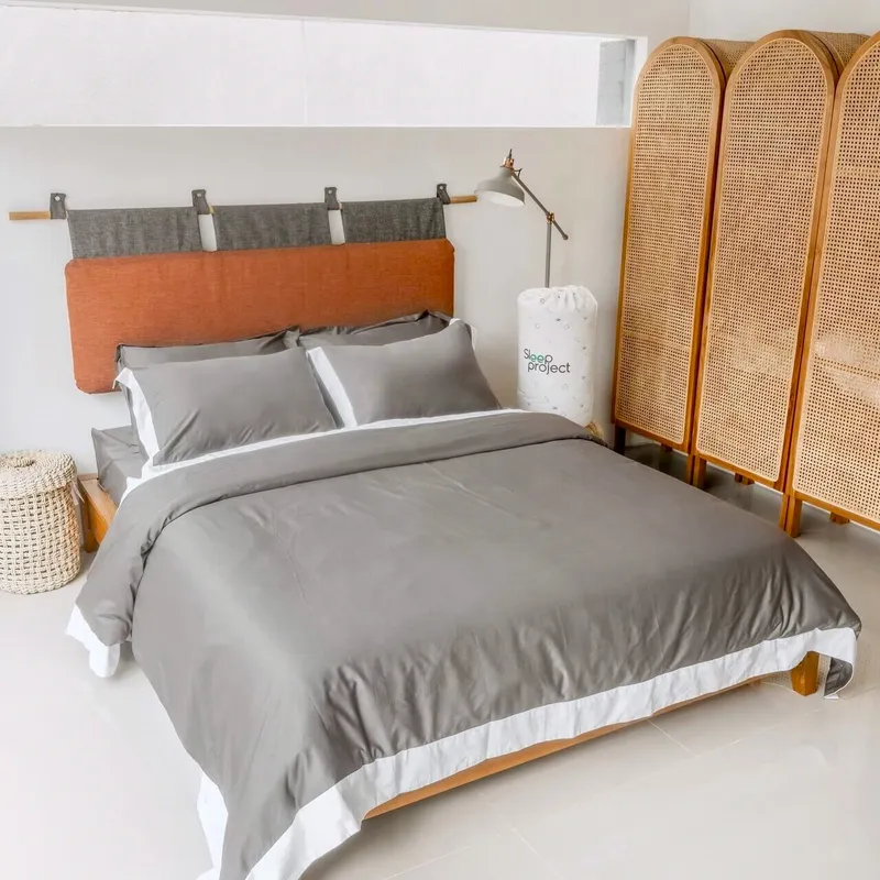 Dark Grey & White - Velvet Frame Premium Cotton Bedding Set (1 Edge Line)
