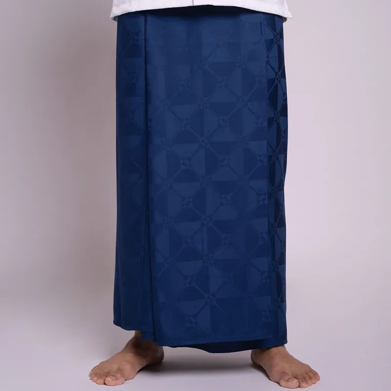 SLEEP PROJECT Sarung Premium NAVY (TENCEL™ Lyocell)